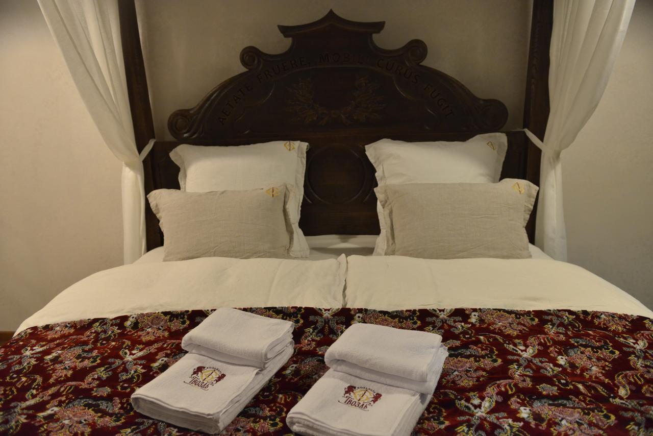 Folvark Gvozd Hotel Kamieniuki Zewnętrze zdjęcie