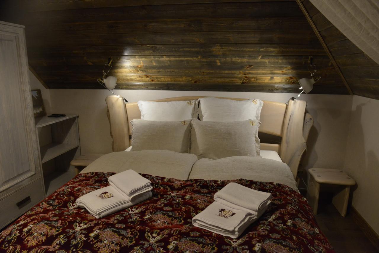 Folvark Gvozd Hotel Kamieniuki Zewnętrze zdjęcie