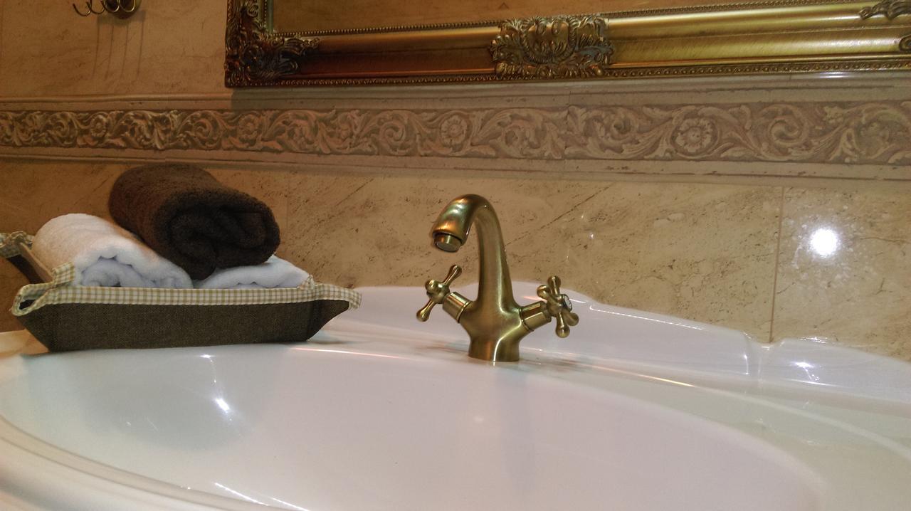 Folvark Gvozd Hotel Kamieniuki Zewnętrze zdjęcie
