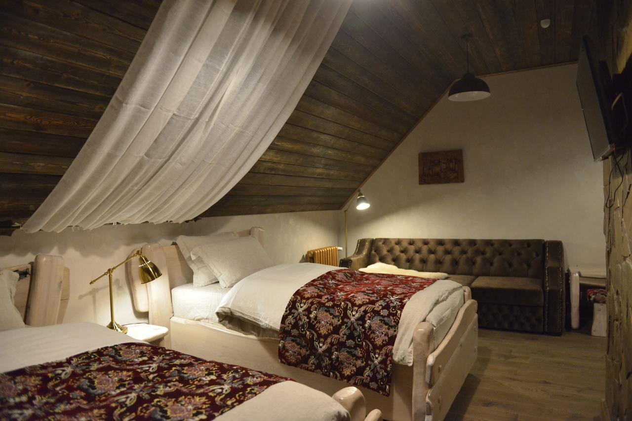 Folvark Gvozd Hotel Kamieniuki Zewnętrze zdjęcie