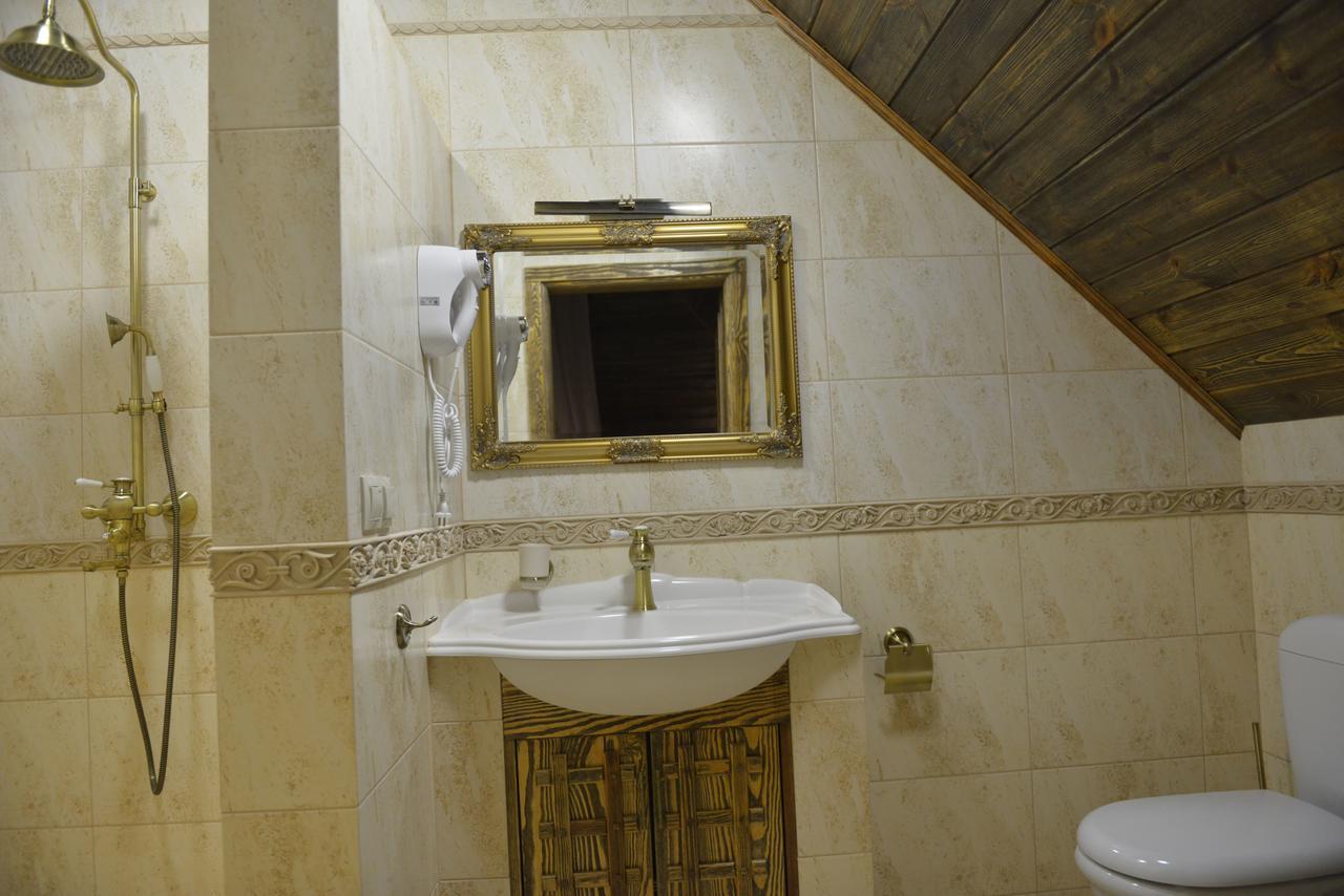 Folvark Gvozd Hotel Kamieniuki Zewnętrze zdjęcie