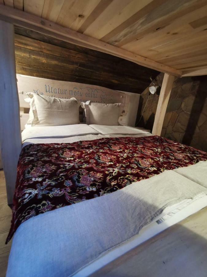 Folvark Gvozd Hotel Kamieniuki Zewnętrze zdjęcie